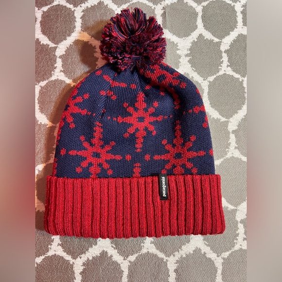 Patagonia Accessories - Patagonia Beanie Powder Flake Navy  Red Snowflake One Size Unisex activewear ski